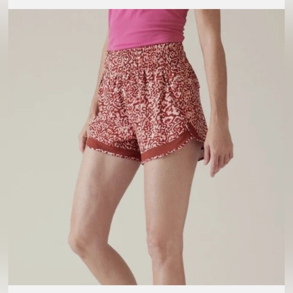 Athleta Mesh Racer Run High Rise 3" Short ☀️ - Picture 2 of 9